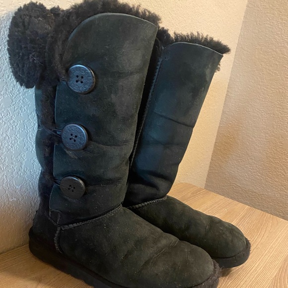 UGG Shoes - UGG Womens size 7 Tall Black Button Bailey Boots
